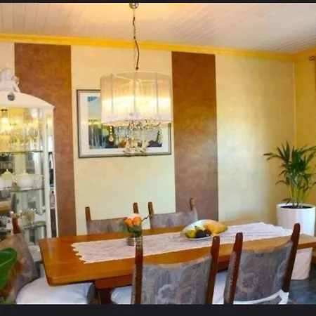 Grosszugige Ferienwohnung An Der Mosel アパート