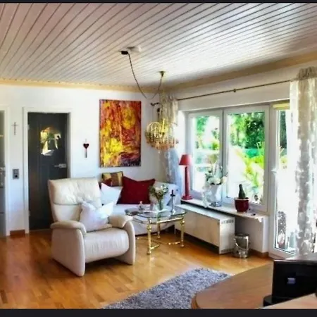 Grosszugige Ferienwohnung An Der Mosel アパート