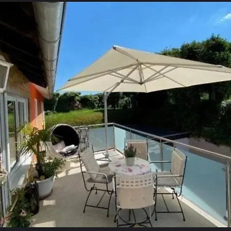 Grosszugige Ferienwohnung An Der Mosel アパート *